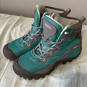 Xpeti Women's Dimo Mid Waterproof Hiking Boots Size 8.5 Teal & Gray